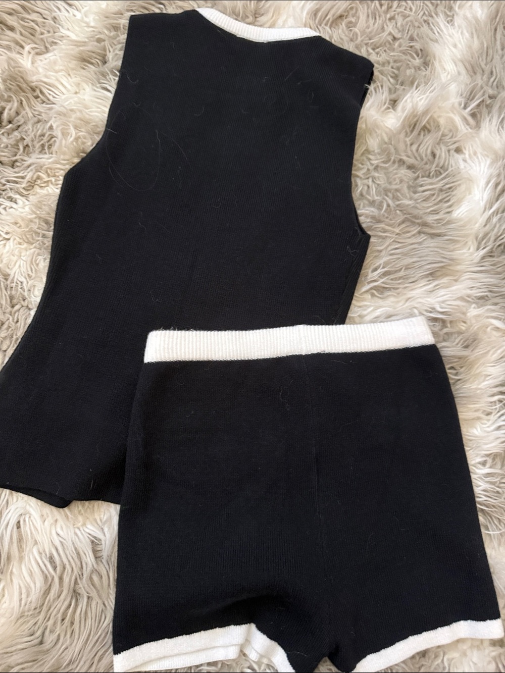 Meshki Black and White Knit Cardigan Set with Gold Accent - Picture 4 of 5